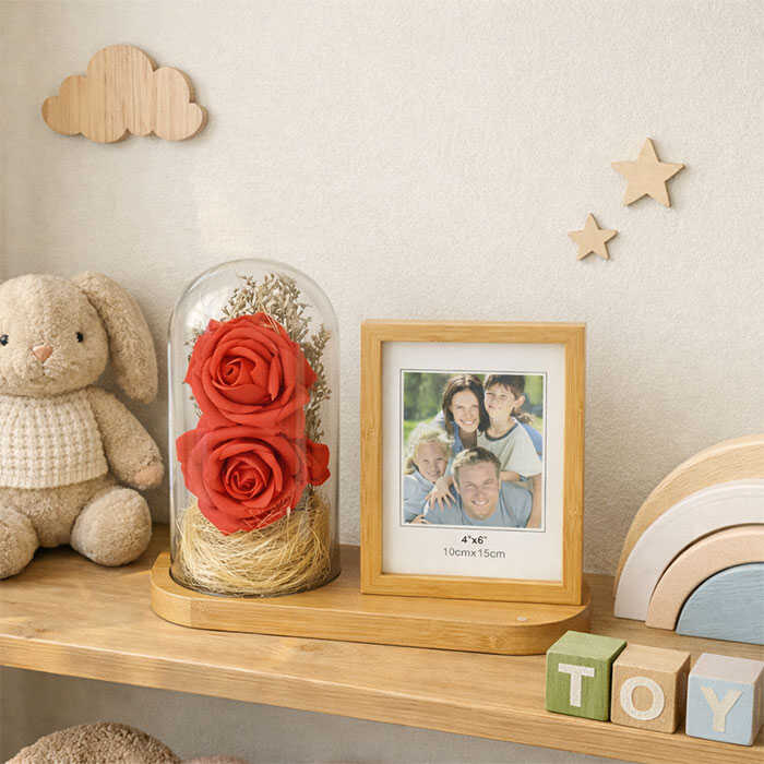 Ahşap Ledli Gül Fanus Fotoğraf Çerçevesi 10x14
